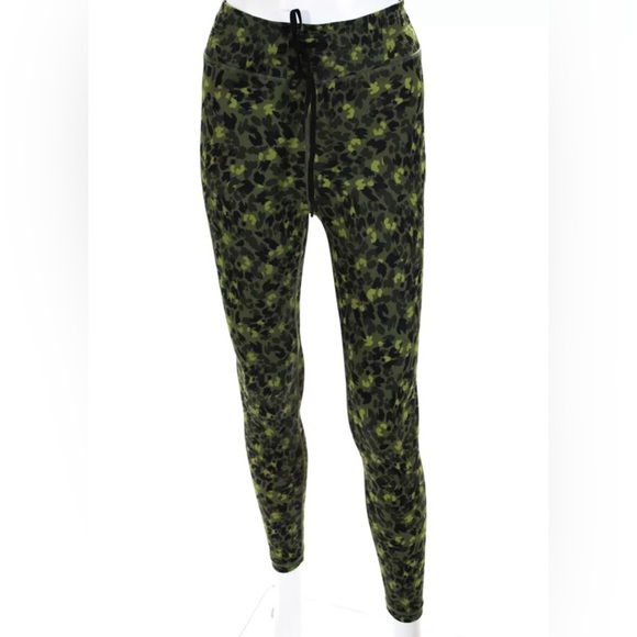 The Upside High Rise Spotted Lili Midi Pants Leggings Green Size Medium NWT - Picture 4 of 9